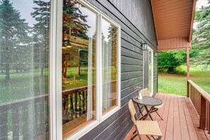 Interior - Stylish Catskills Retreat: Year-round Adventure! (Round Top)