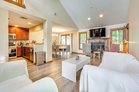 House (3 Bedrooms) | Front of property