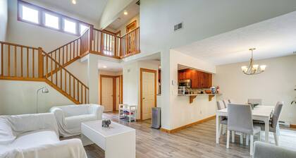 Tannersville Resort Home w/ Deck & Gas Grill!