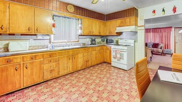 House (3 Bedrooms) | Bahagian dalam