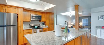 5 Mi to Asu: Tempe Home w/ Heated Pool & Fire Pit