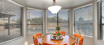 5 Mi to Mill Ave: Tempe Home w/ Pool & Fire Pit