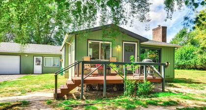 Private PNW Getaway on Puget Island!
