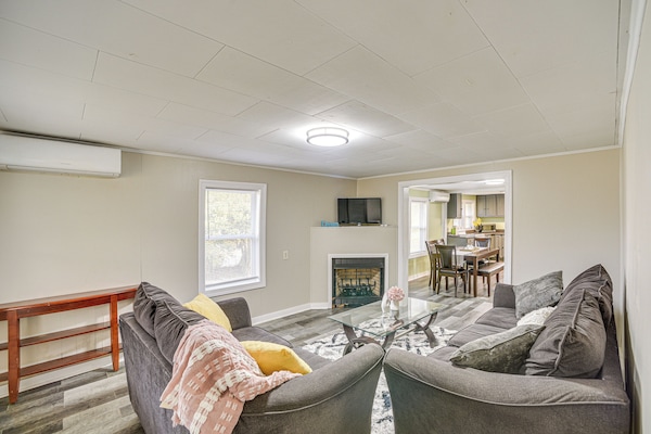 House (2 Bedrooms) | Interior