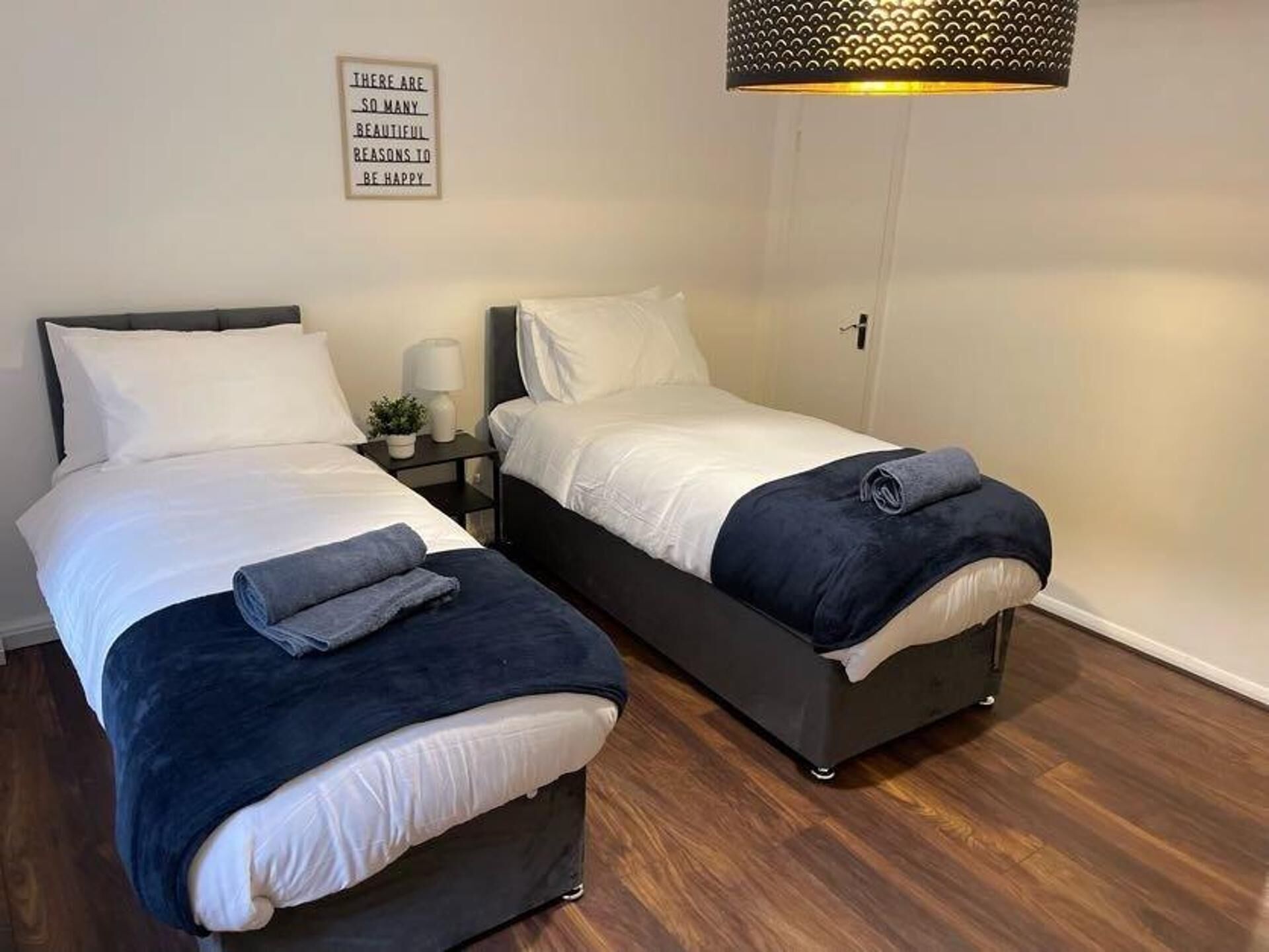 Apartment | 3 bedrooms, iron/ironing board, free WiFi, bed sheets