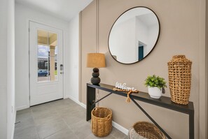 Interior - Headline (Kissimmee)