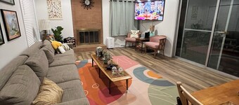 Race City Pit Stop a charming MCM 4-bdrm house with WiFi and AC in Mooresville