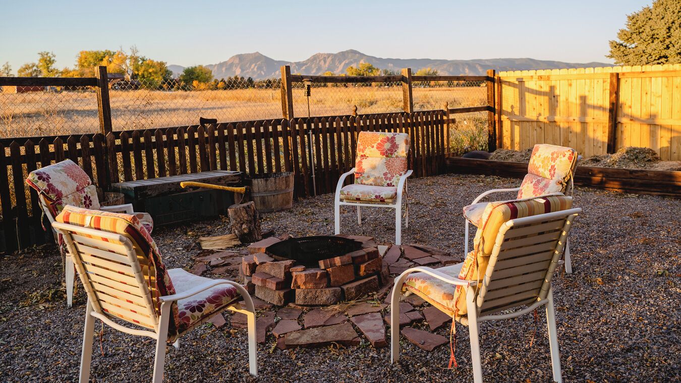 Spacious & Private Boulder Retreat w/Mountain View