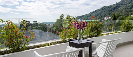 Exclusive Apartment, 2 Bedrooms, Balcony, Partial Sea View | View from room