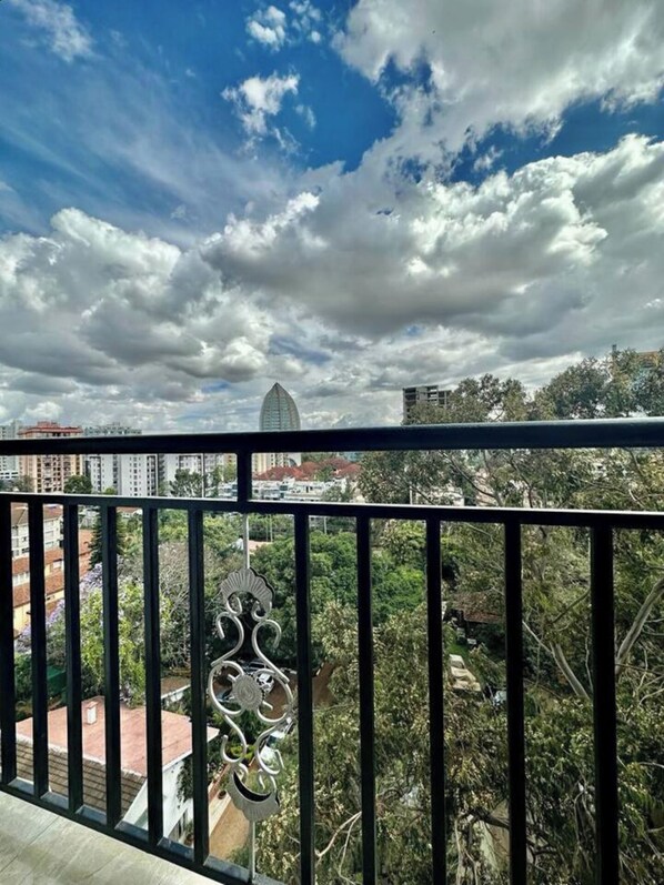 Property grounds - 2 Bedroom Apartment In Kilimani (Nairobi)