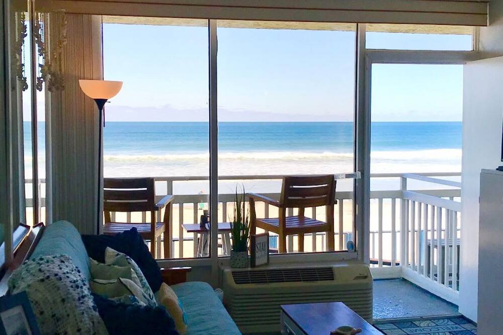 Beach Daze - Ocean Front at Symphony Beach Club