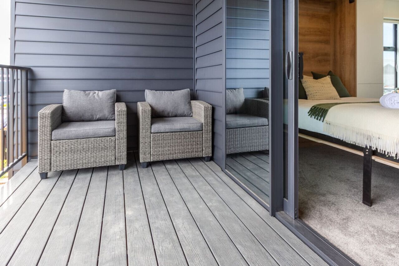 Iron/ironing board, travel crib, free WiFi, bed sheets