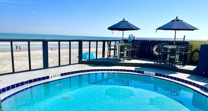 Sea Dreams - Beachside 1 Bedroom at Symphony Beach