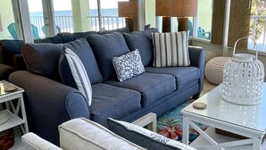 House - Sea Dreams - Beachside 1 Bedroom at Symphony Beach (Ormond Beach)