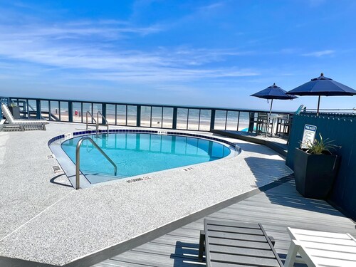 Ocean Overlook - Sea View at Symphony Beach Club