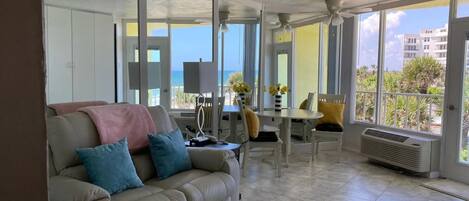 Apartment | Iron/ironing board, Internet