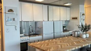 Căn hộ | Bàn ủi/dụng cụ ủi quần áo, truy cập Internet tốc độ cao