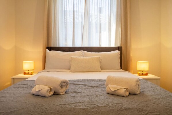 3 bedrooms, iron/ironing board, free WiFi, bed sheets