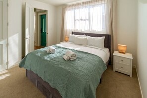 3 Schlafzimmer, Bügeleisen/Bügelbrett, kostenloses WLAN, Bettwäsche