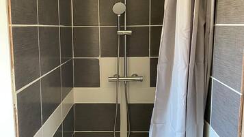 Handdoeken, toiletpapier