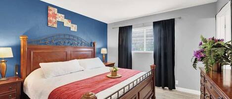 3 chambres, fer et planche à repasser, Wi-Fi gratuit, draps fournis