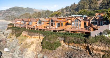 Ocean Front Cabin 16 Jacuzzi Incredible Views