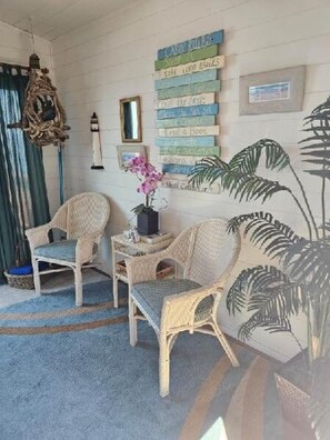 2 bedrooms - Oceanfront Cabin 9 With Jacuzzi Awesome Views (Smith River)