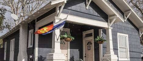 Casa | 13 dormitorios, escritorio, Internet