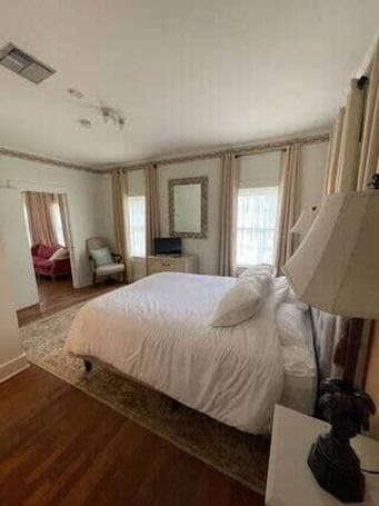 Apartment | 10 bedrooms, Internet