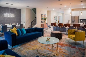 9 bedrooms, desk, Internet - Luxury AND FUN Near Disney Parks 9BR (Kissimmee)