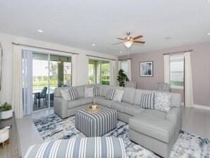 Ferienhaus, barrierefrei | 9 Schlafzimmer, Schreibtisch, Internetzugang
