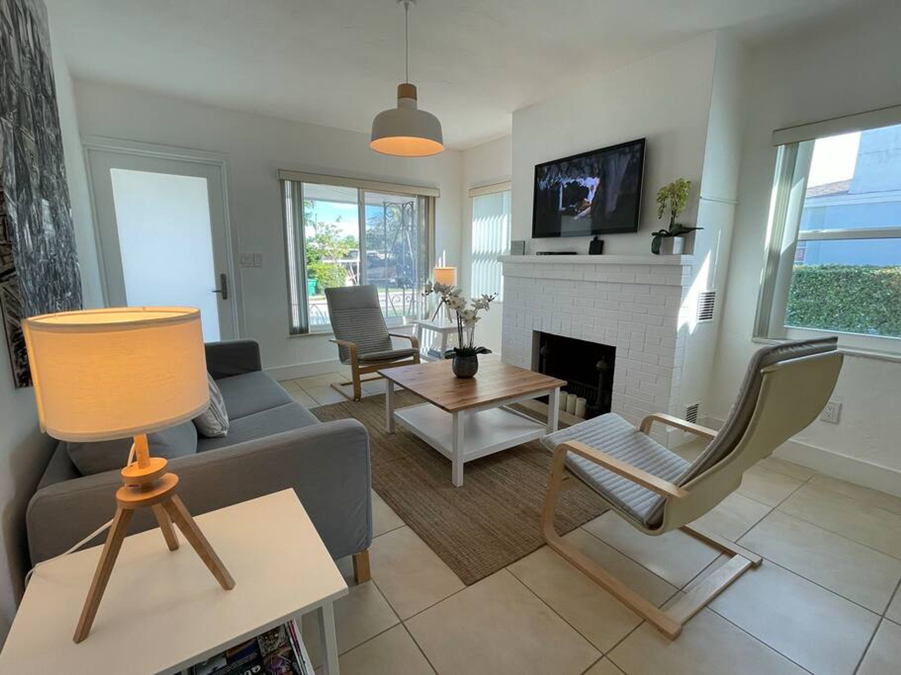 Huis | 2 slaapkamers, een bureau, snel internet