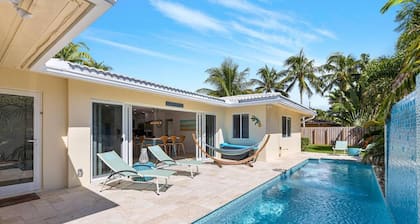 Walking Distance to the Beach 3Br House With Pool