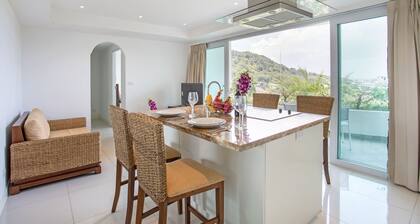 Kata Ocean View 1BR Apartment O17
