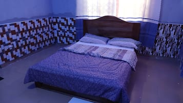 1 bedroom, iron/ironing board, WiFi