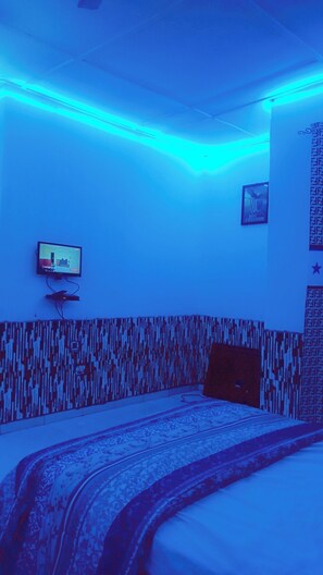 1 chambre, fer et planche à repasser, Wi-Fi