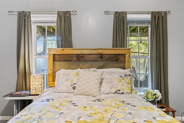 1 bedroom, desk, iron/ironing board, travel cot