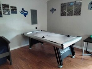 Games room - 12 Bed Home @ Cowboys Stadium Doors Spa and Pool

 (Arlington)