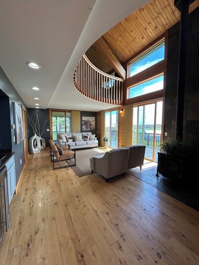 Garden Ridge Retreat- Farm Stay