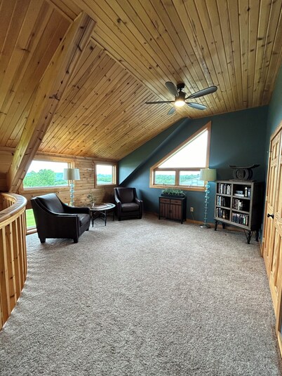 Garden Ridge Retreat- Farm Stay