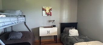 Garden Ridge Retreat- Farm Stay