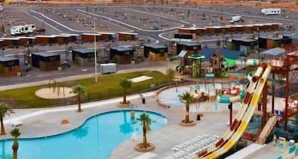 Yogi Bear Glamping Cabin 1 Bedroom / + bunk set w/ Full Bath Sky Deck - Over 800 sq. ft. (Accessible) - 1 Bedroom + Lower bunks/ 2 Bath with Skydeck and kid's loft area