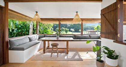 Adora Villa â A Beautiful Family and Pet Friendly Home in Ewingsdale.