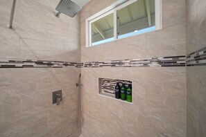Dusche, Haartrockner