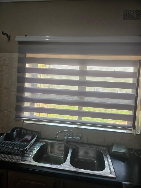 Cottage | Cuisine privée | Réfrigérateur, micro-ondes, four, plaque de cuisson