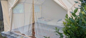 CABIN TENT ON WORKING RANCH NEAR BETHEL WOODS