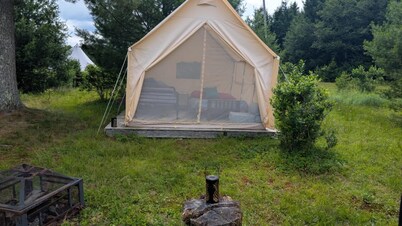 CABIN TENT ON WORKING RANCH NEAR BETHEL WOODS
