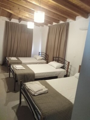 5 camere, ferro/asse da stiro, Wi-Fi, lenzuola