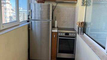 Oven, stovetop