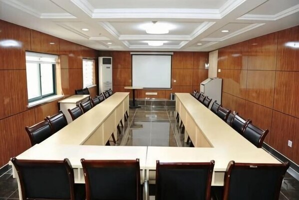 Toplantı salonu/imkânları